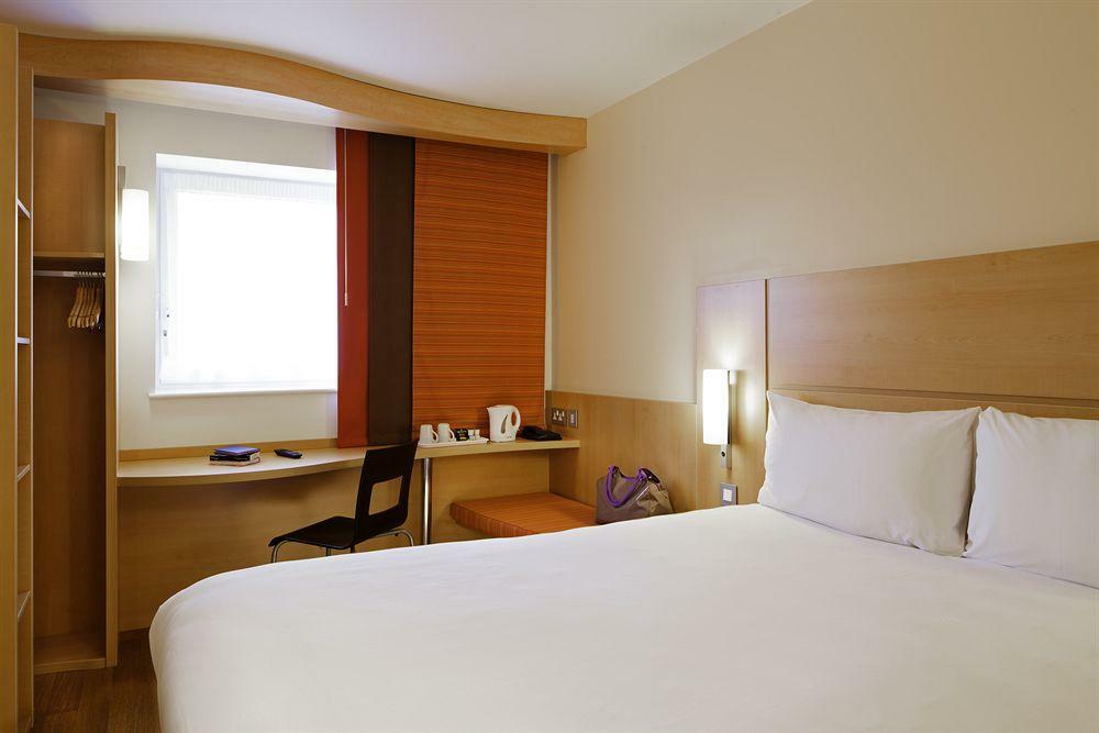 Ibis London Shepherds Bush - Hammersmith Exterior photo